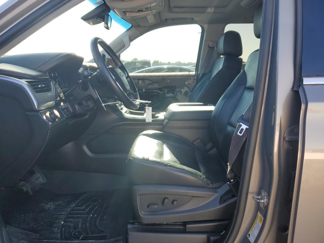 2017 CHEVROLET Suburban