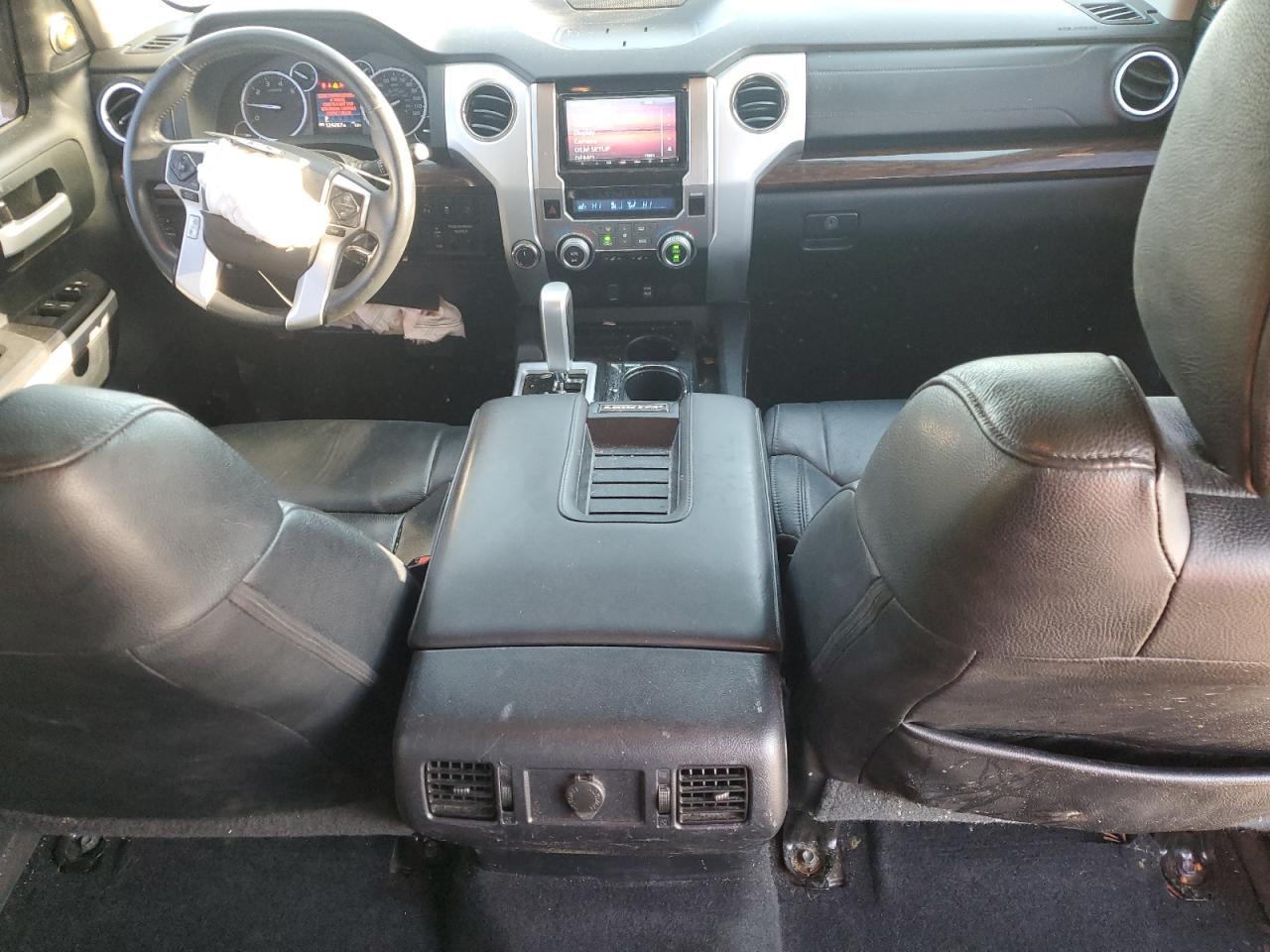 2017 TOYOTA TUNDRA