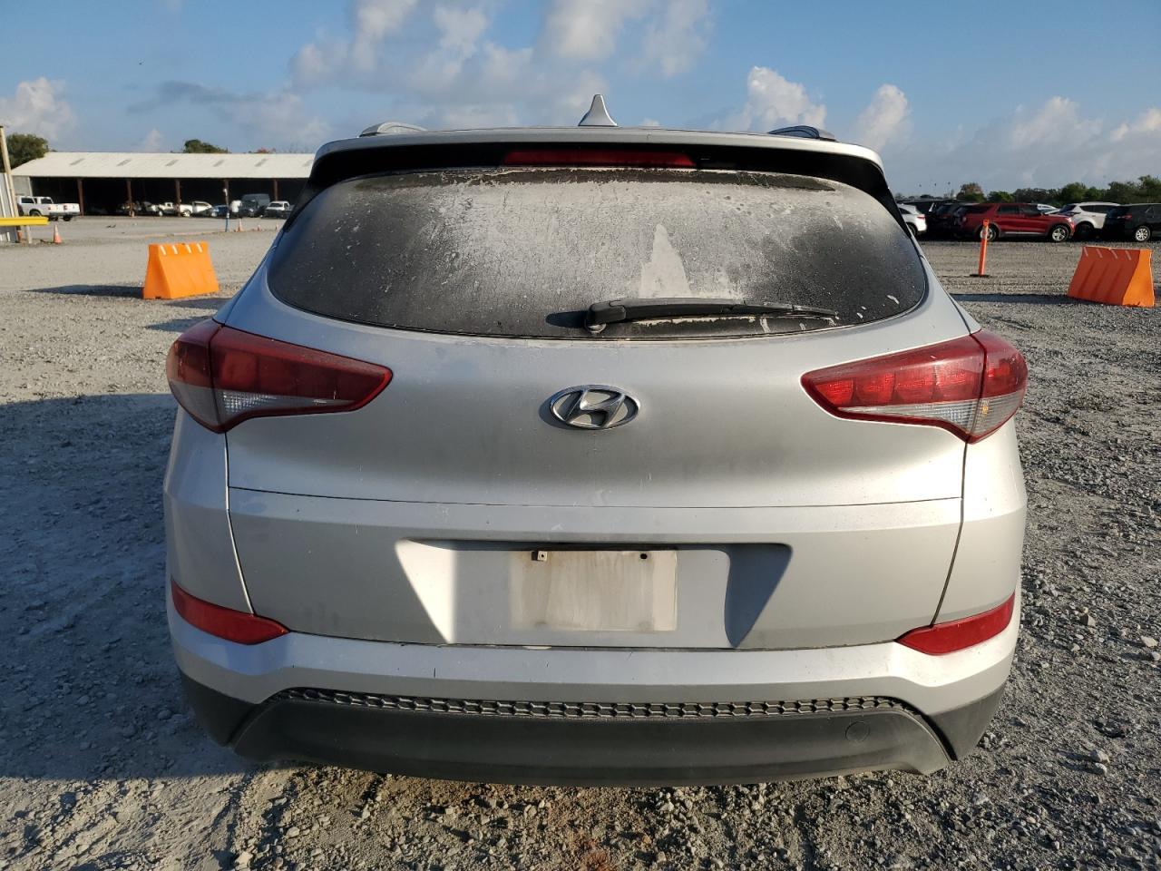 2018 HYUNDAI TUCSON