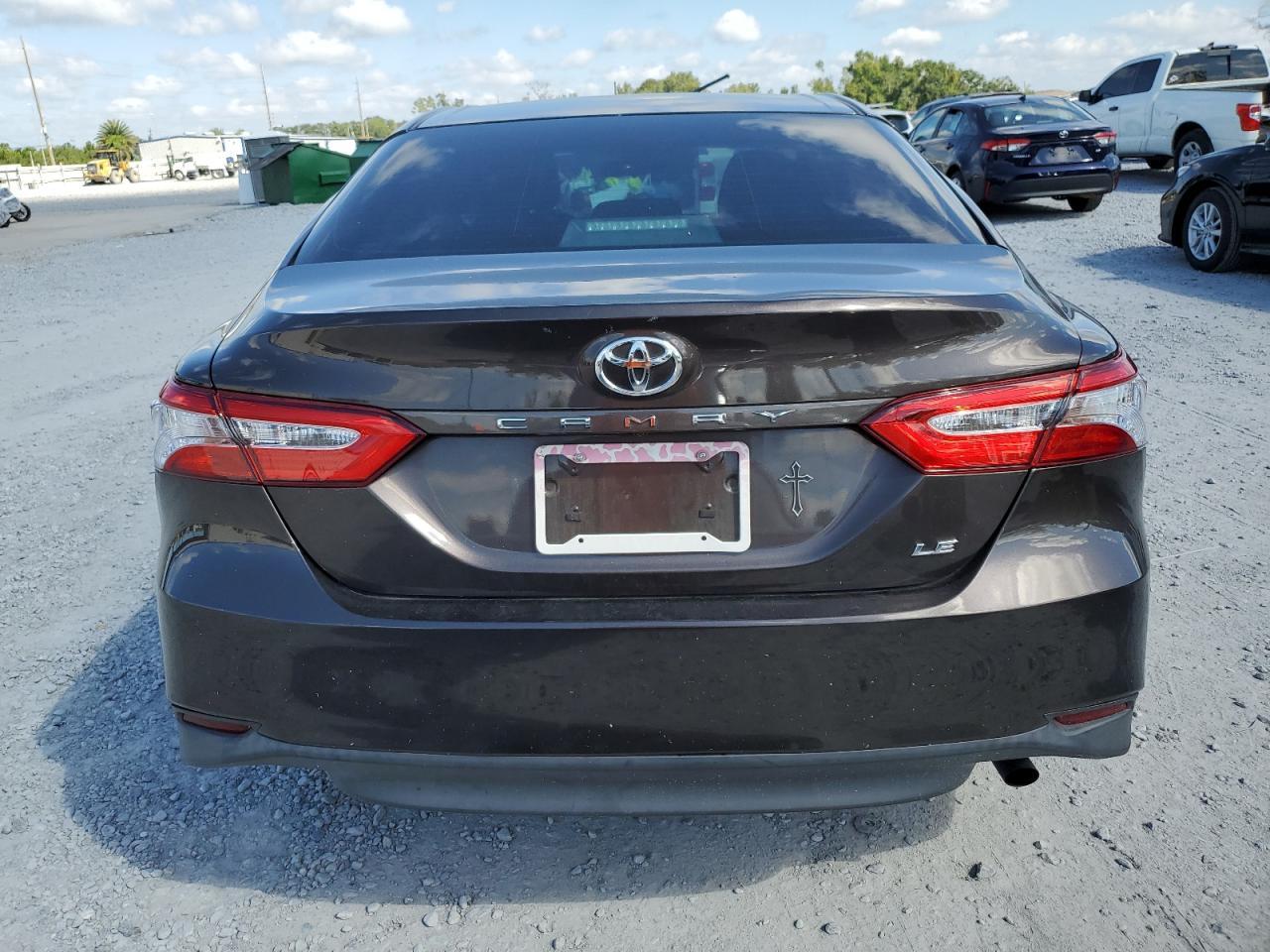 2018 TOYOTA CAMRY