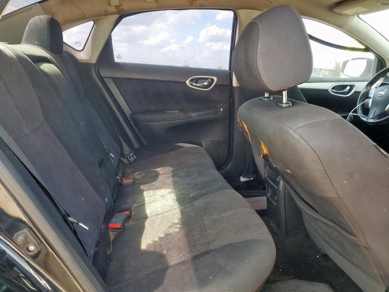 2015 NISSAN SENTRA