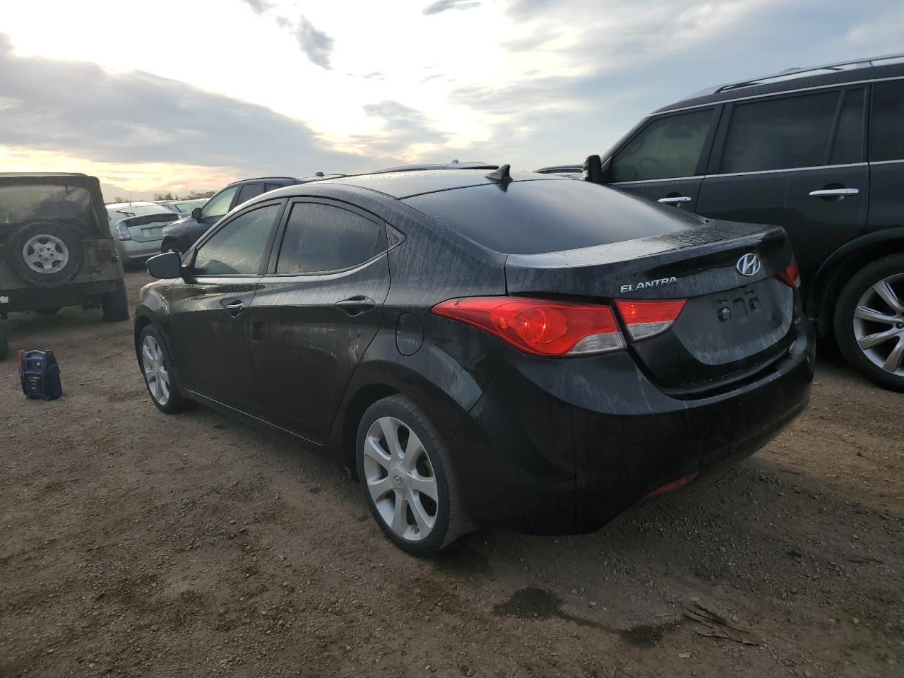 2011 HYUNDAI ELANTRA