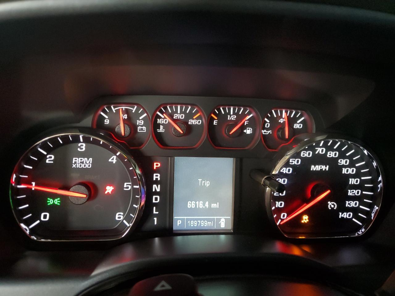 2018 CHEVROLET Silverado