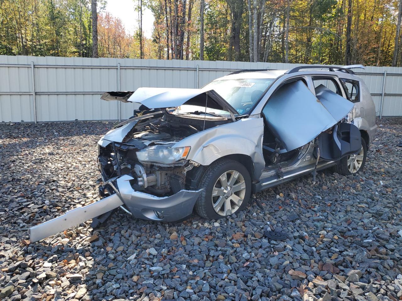 2011 MITSUBISHI outlander