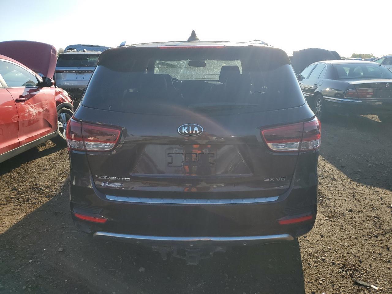 2016 KIA SORENTO