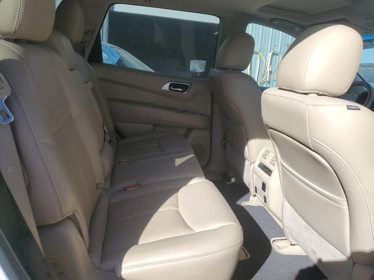 2015 NISSAN PATHFINDER