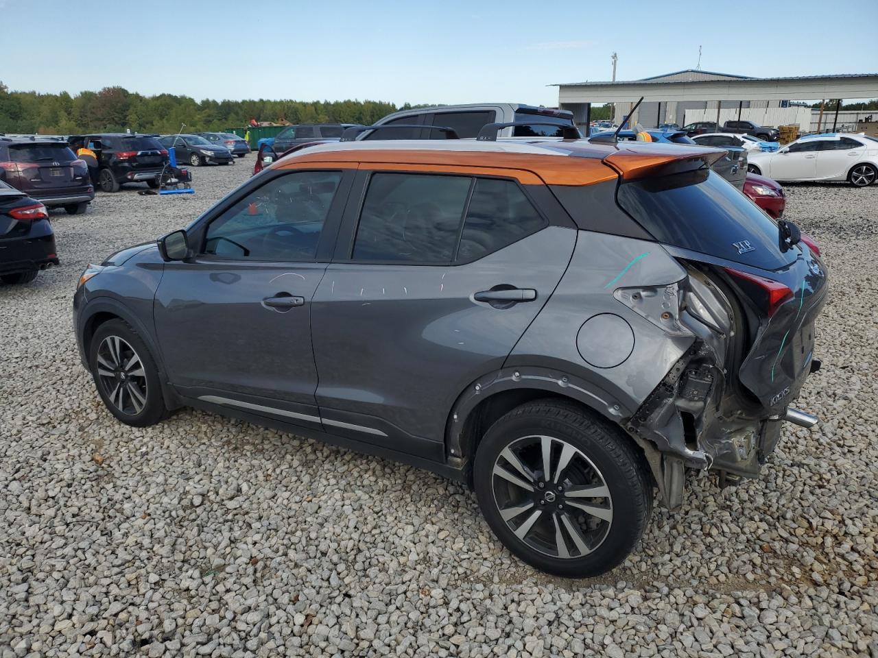 2019 NISSAN KICKS