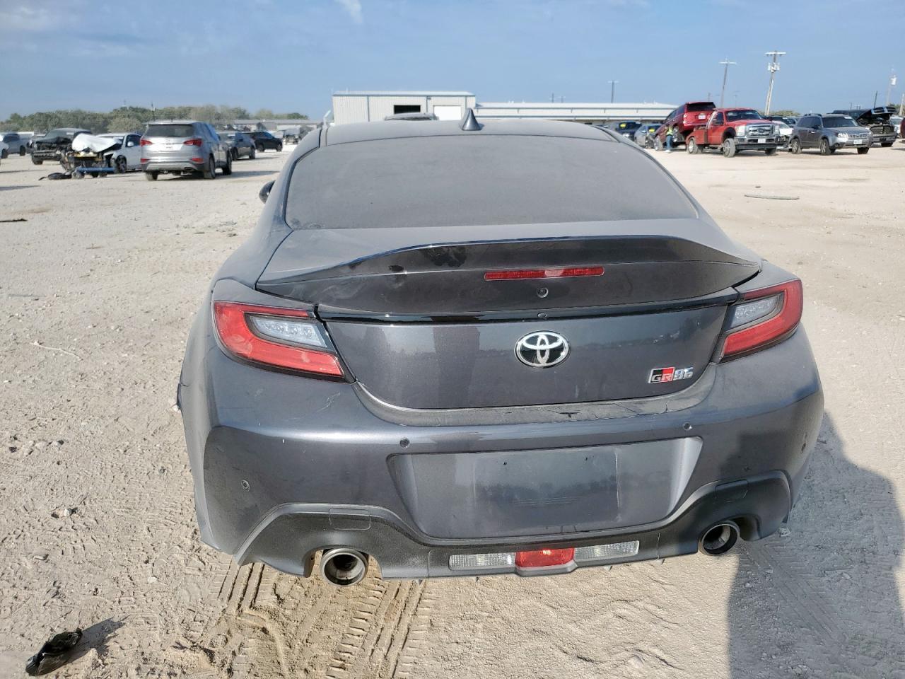 2025 TOYOTA GR 86