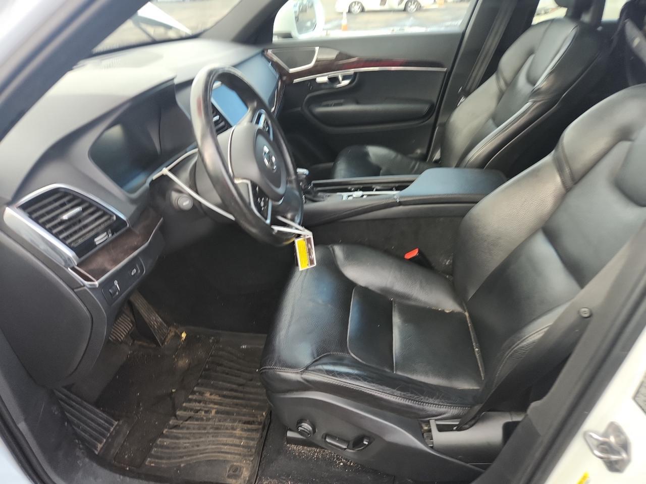2018 VOLVO XC90