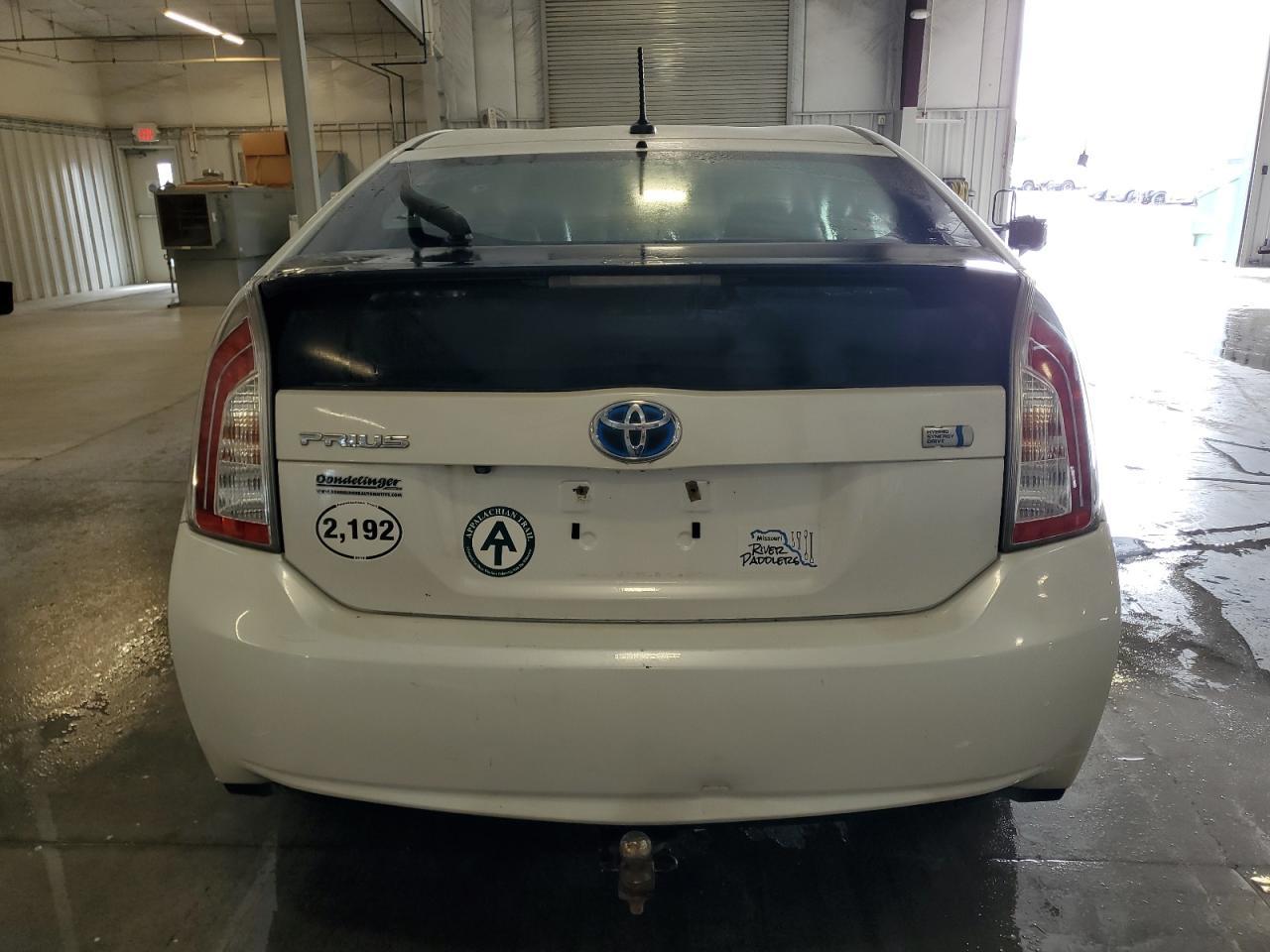 2014 TOYOTA PRIUS