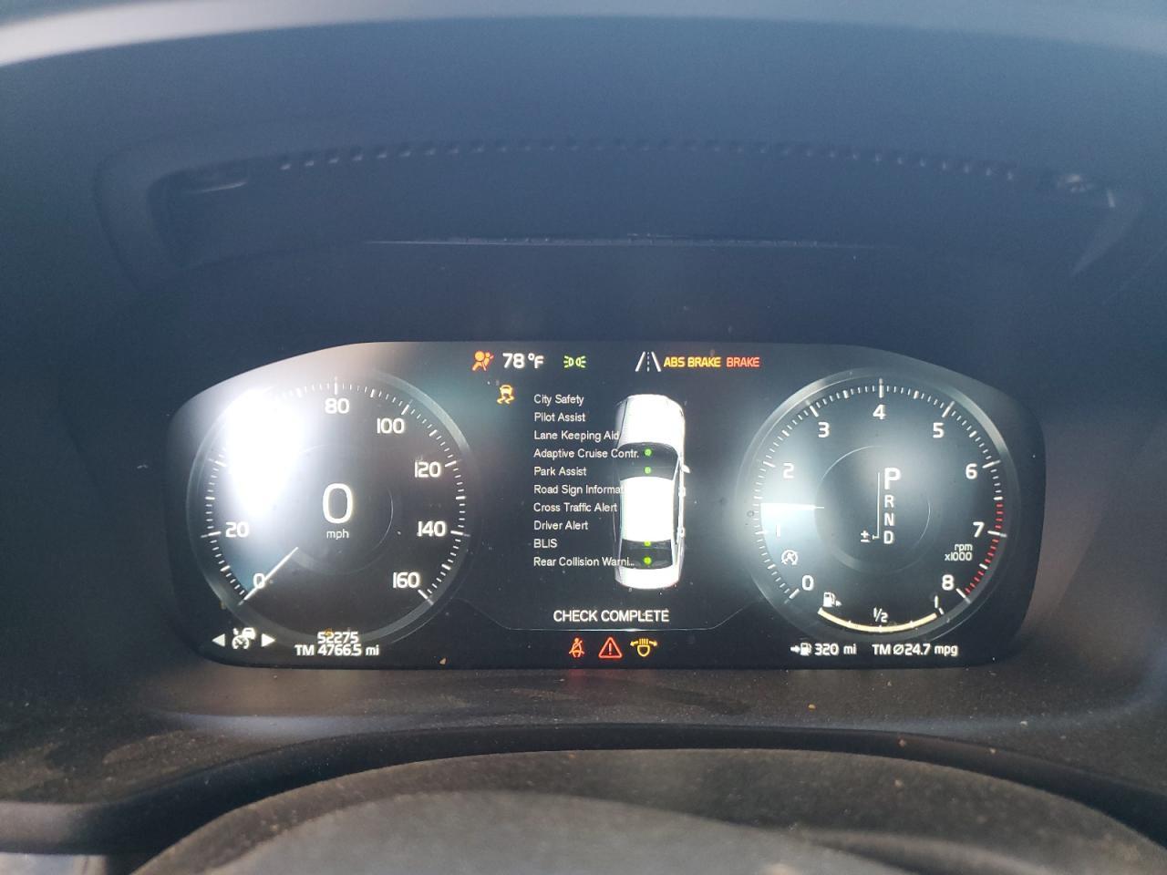 2019 VOLVO S60