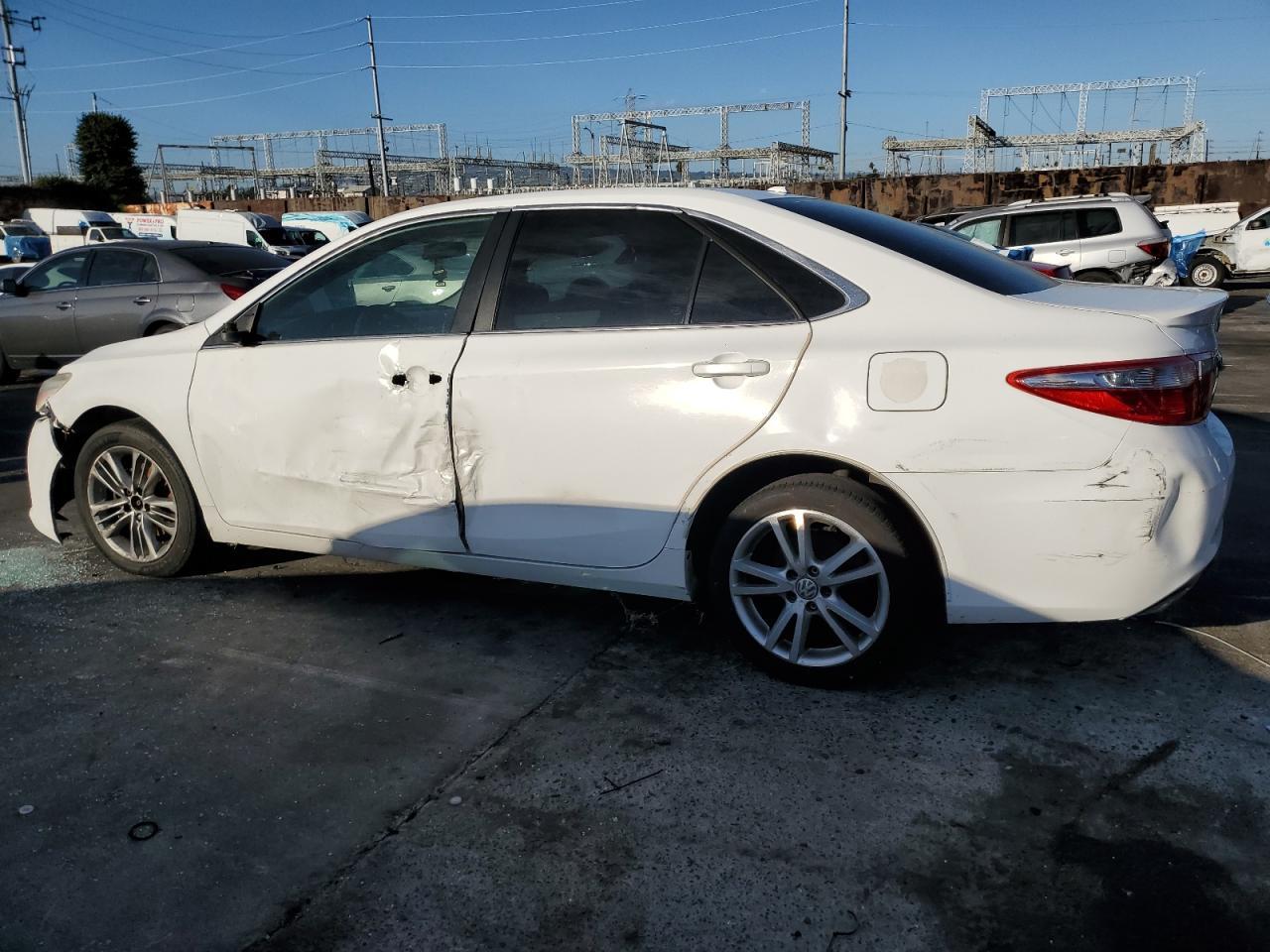 2017 TOYOTA CAMRY
