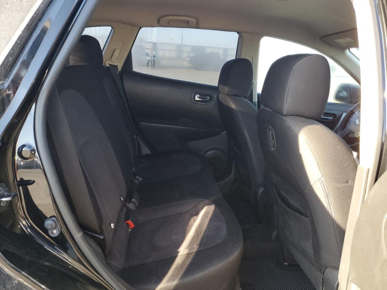 2011 NISSAN ROGUE