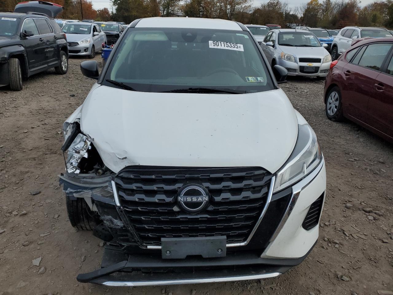 2024 NISSAN KICKS