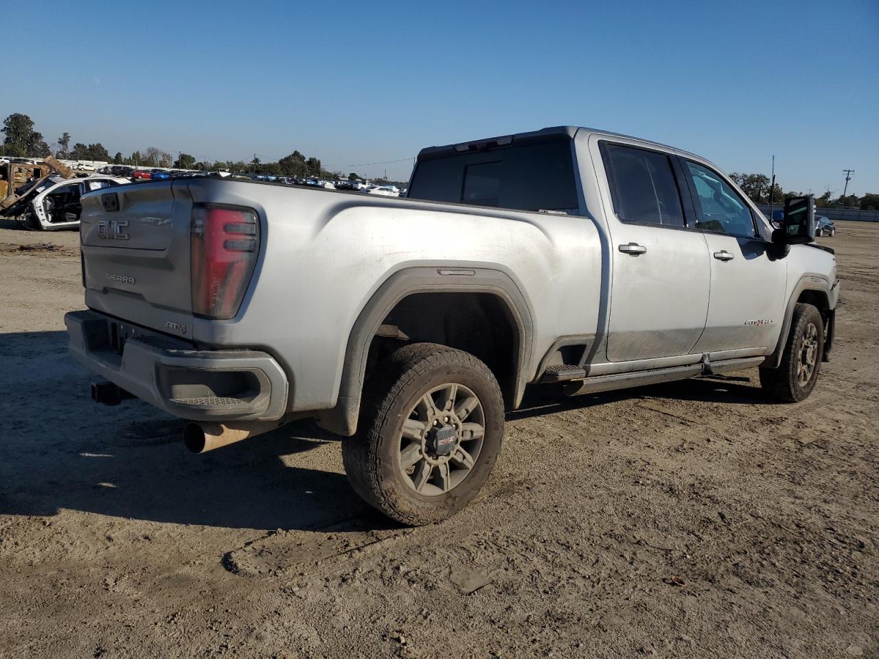 2025 GMC Sierra