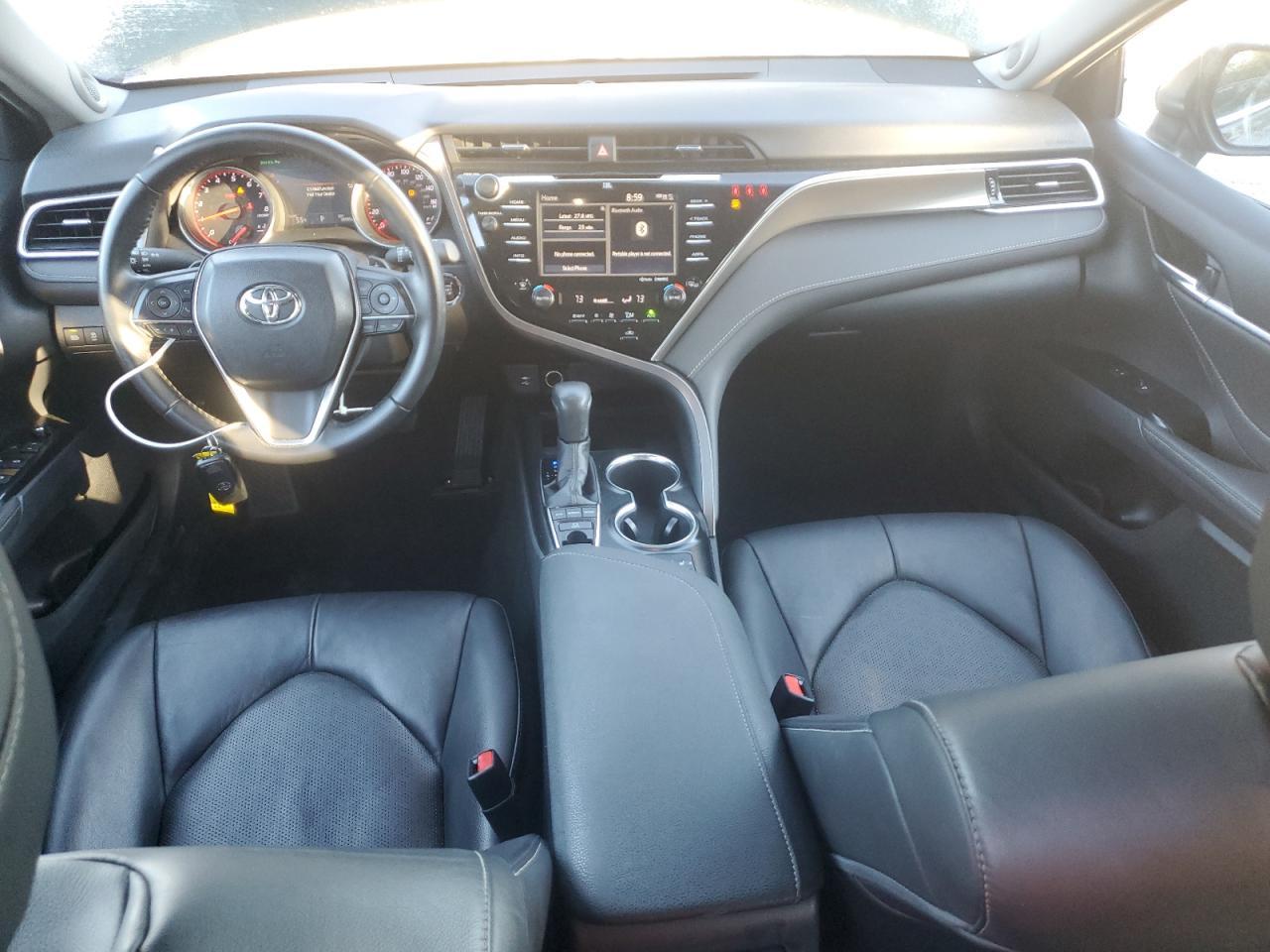 2018 TOYOTA CAMRY