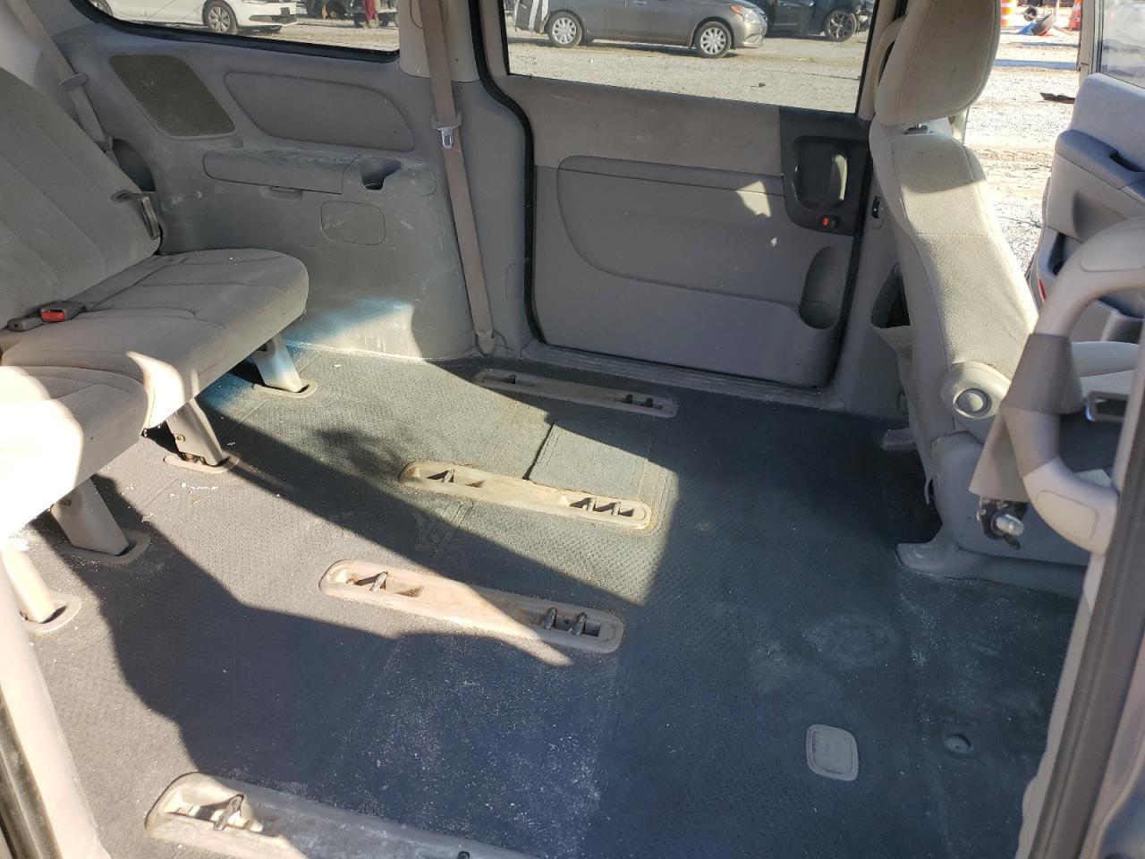 2008 KIA SEDONA