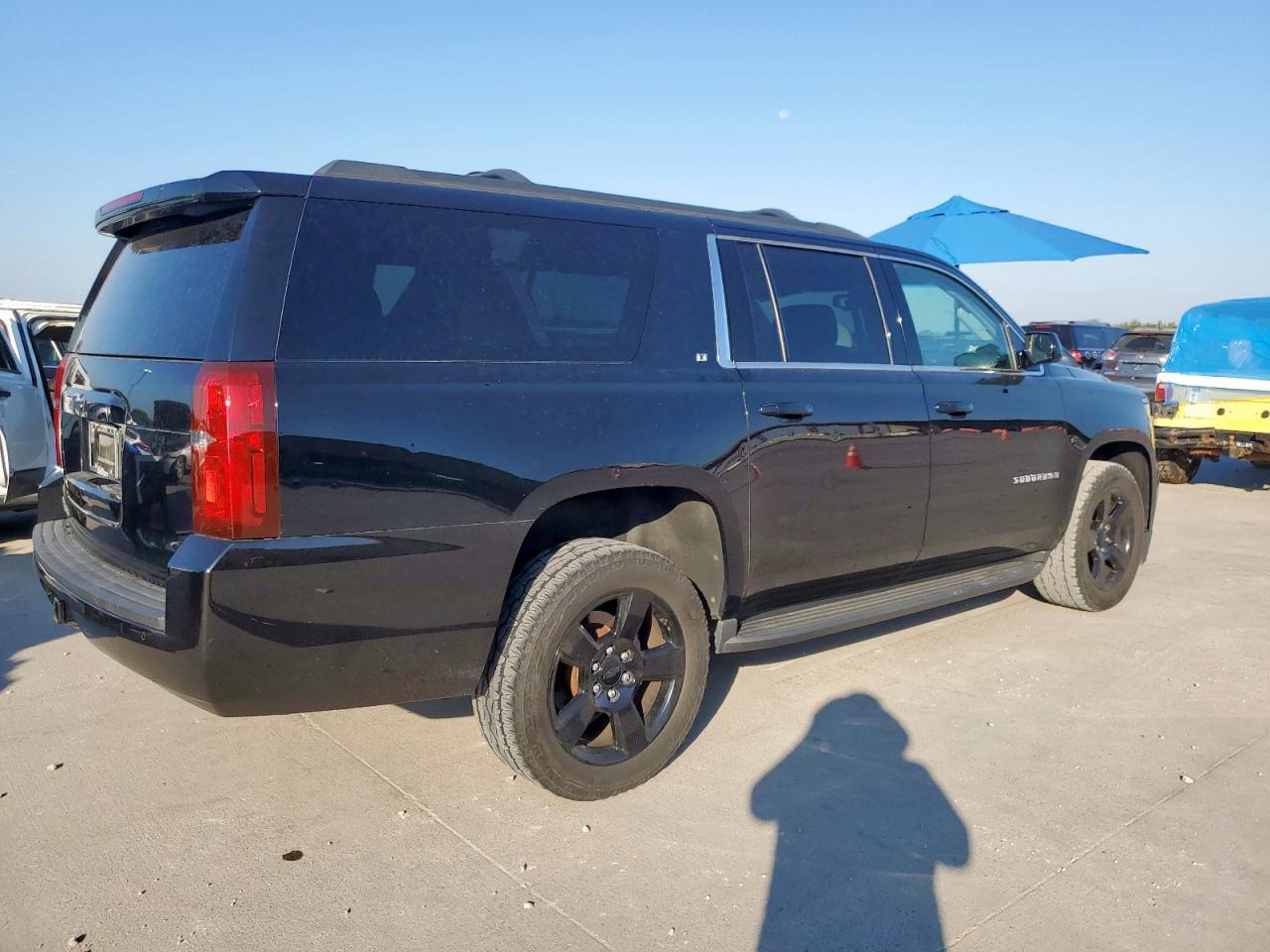 2017 CHEVROLET Suburban