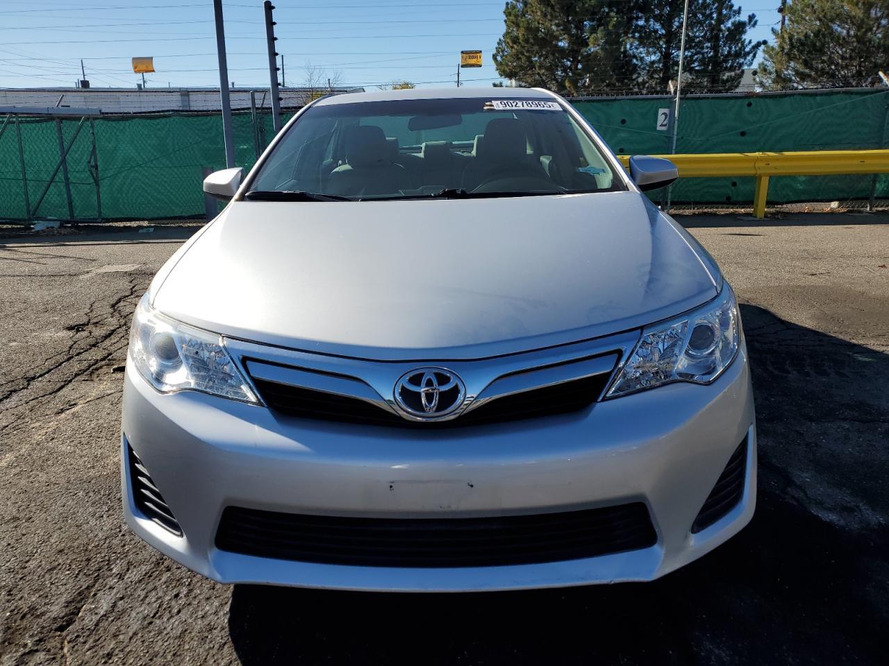 2014 TOYOTA CAMRY