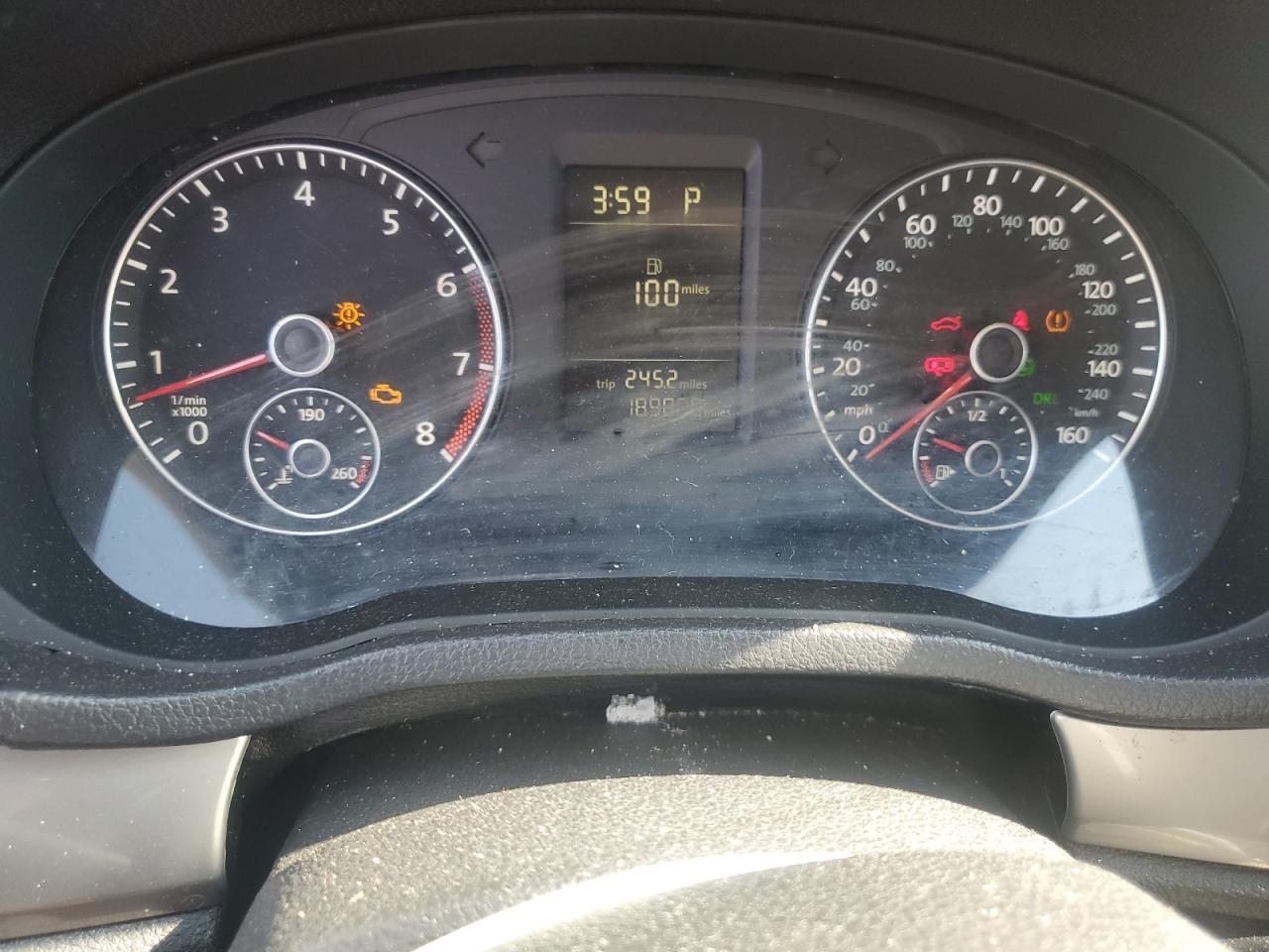 2012 VOLKSWAGEN Passat
