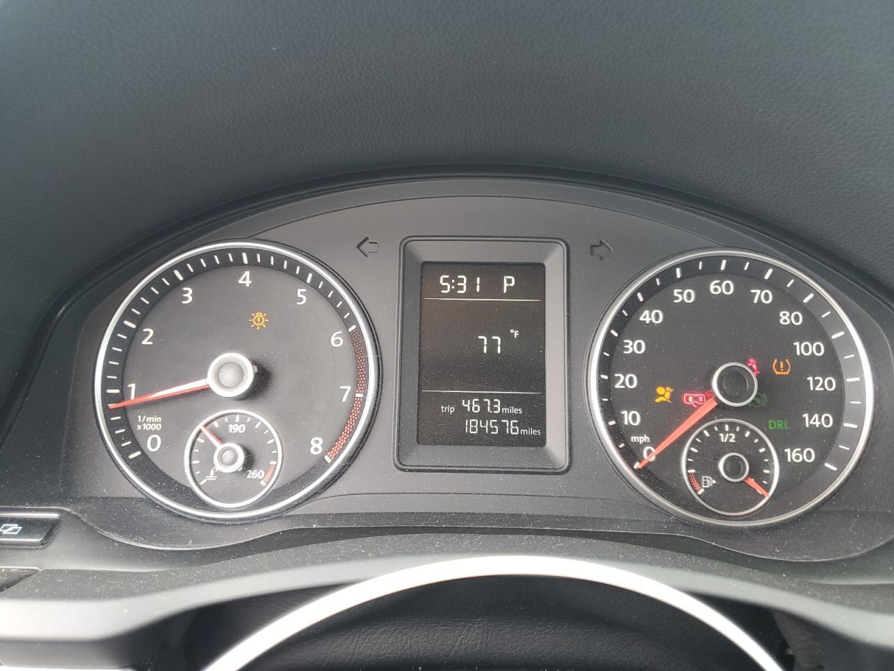 2010 VOLKSWAGEN JETTA