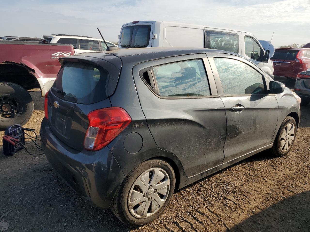 2017 CHEVROLET Spark