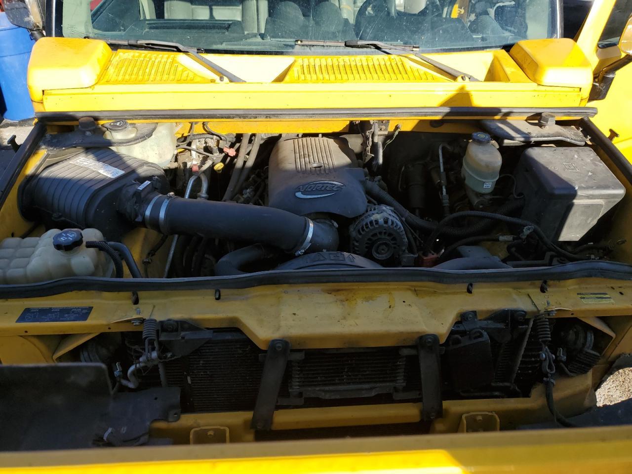 2003 HUMMER H2