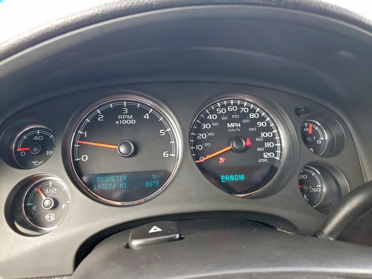 2011 CHEVROLET Tahoe