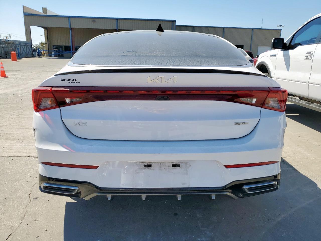 2023 KIA K5