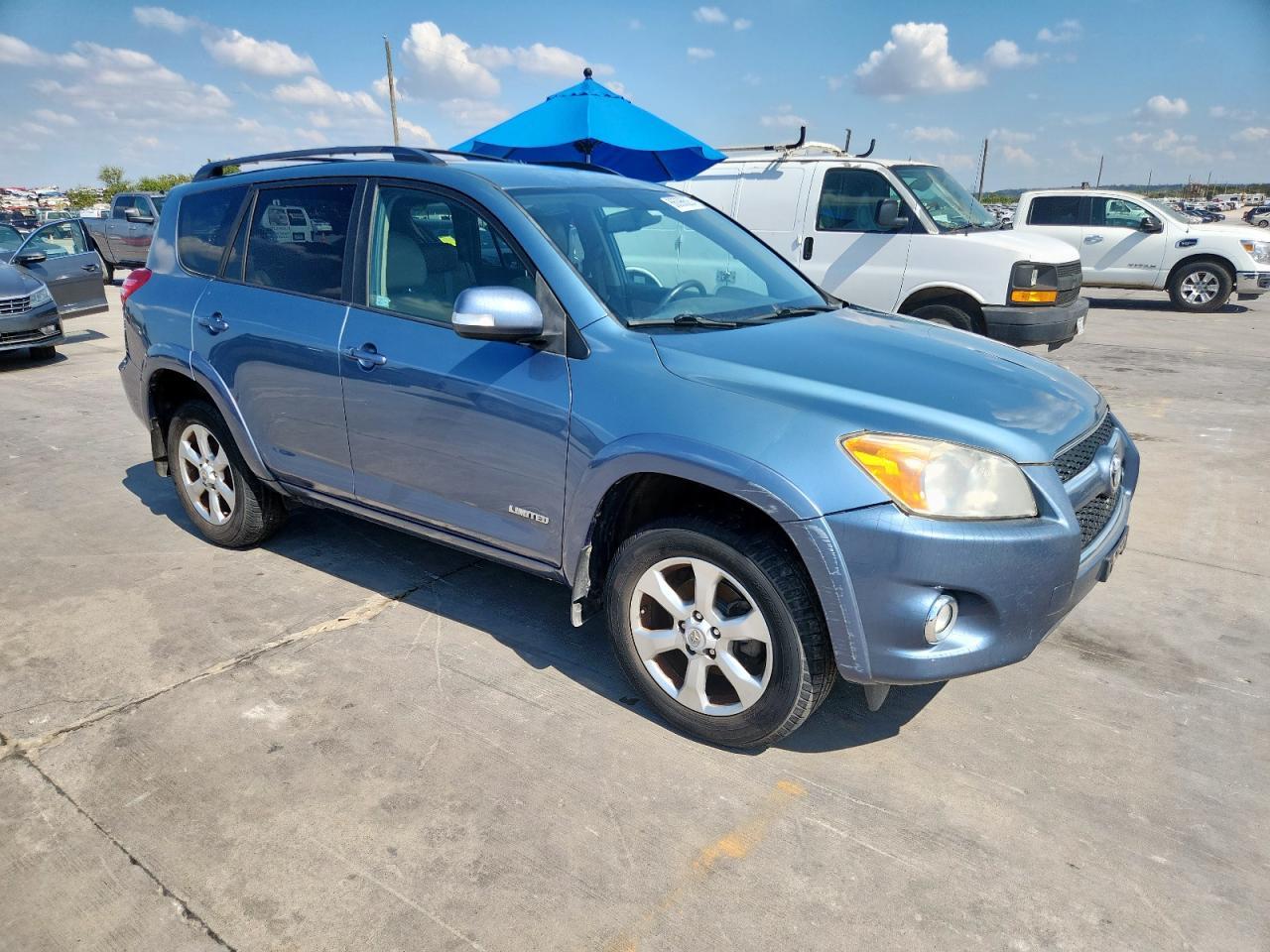 2010 TOYOTA RAV4