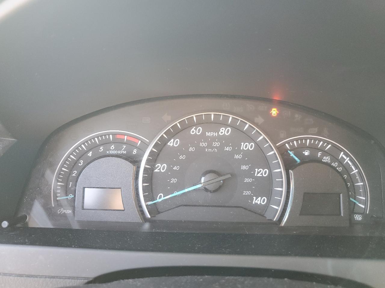 2014 TOYOTA CAMRY