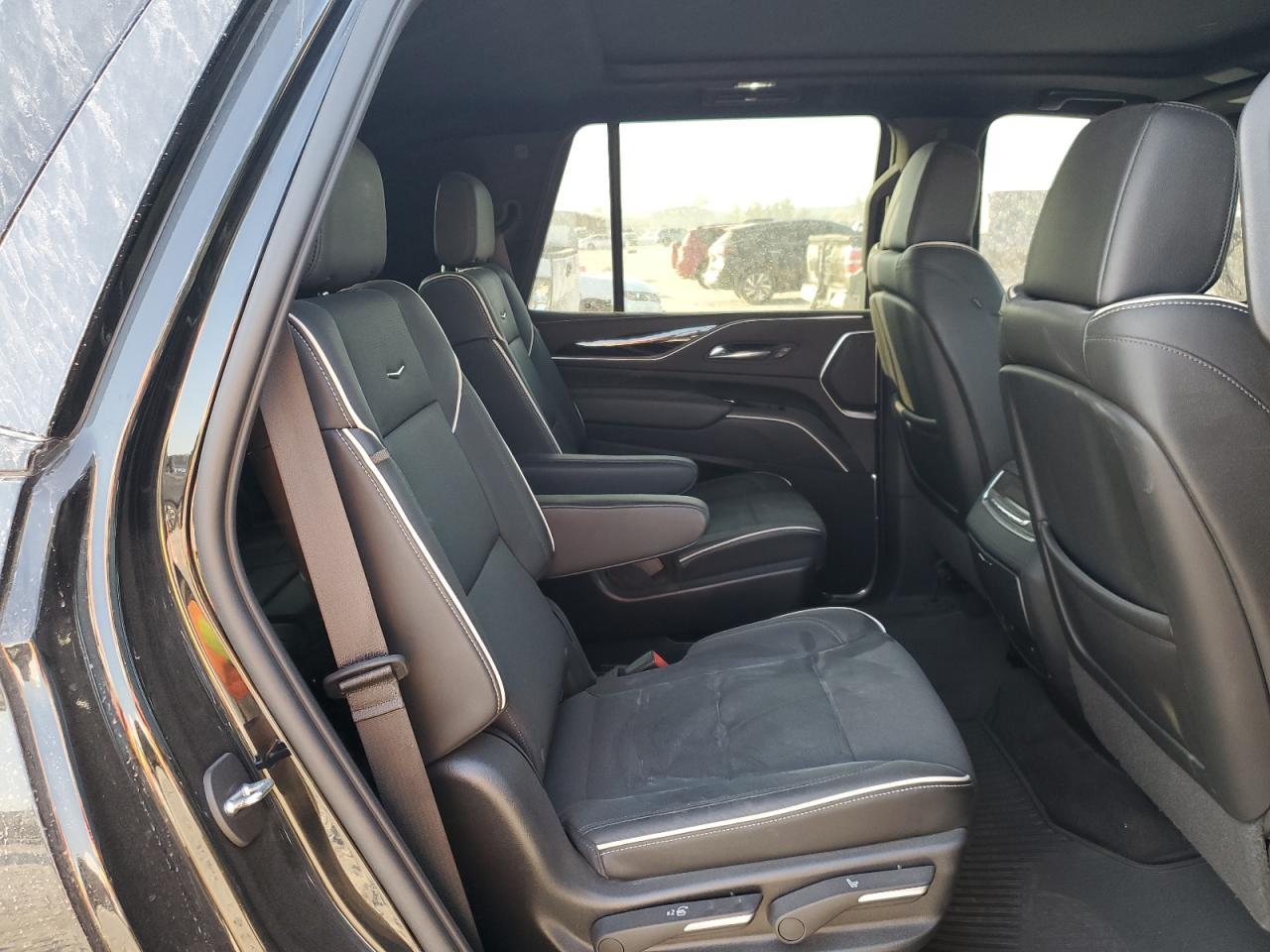 2022 CADILLAC ESCALADE