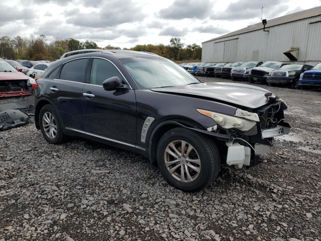 2010 INFINITI FX35