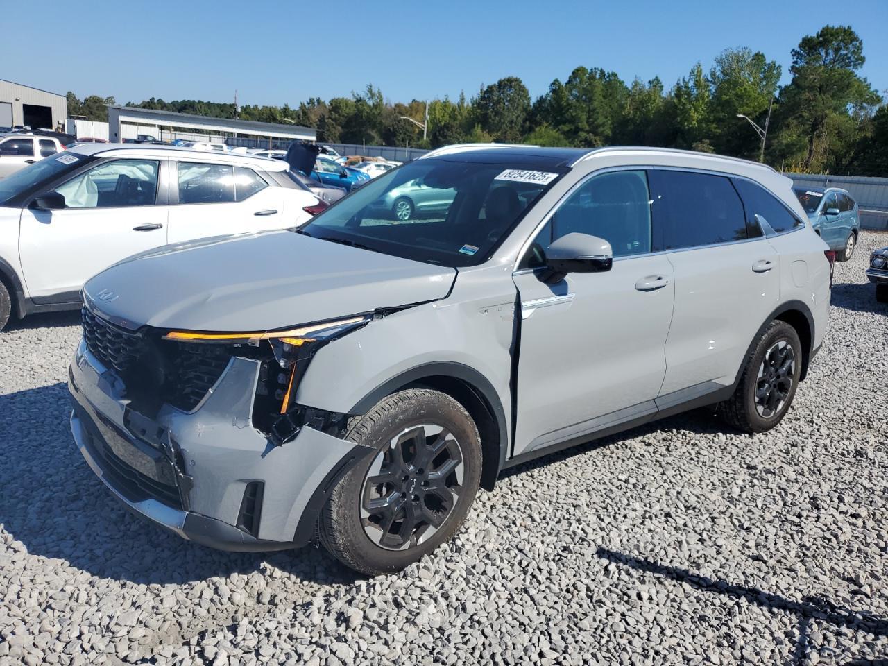 2025 KIA SORENTO