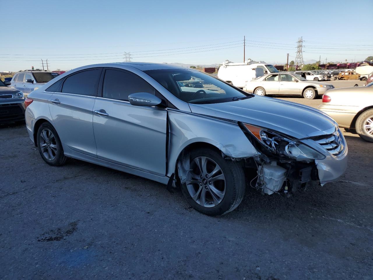 2013 HYUNDAI SONATA