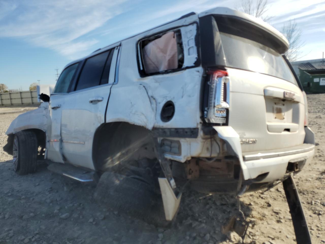 2016 GMC Yukon