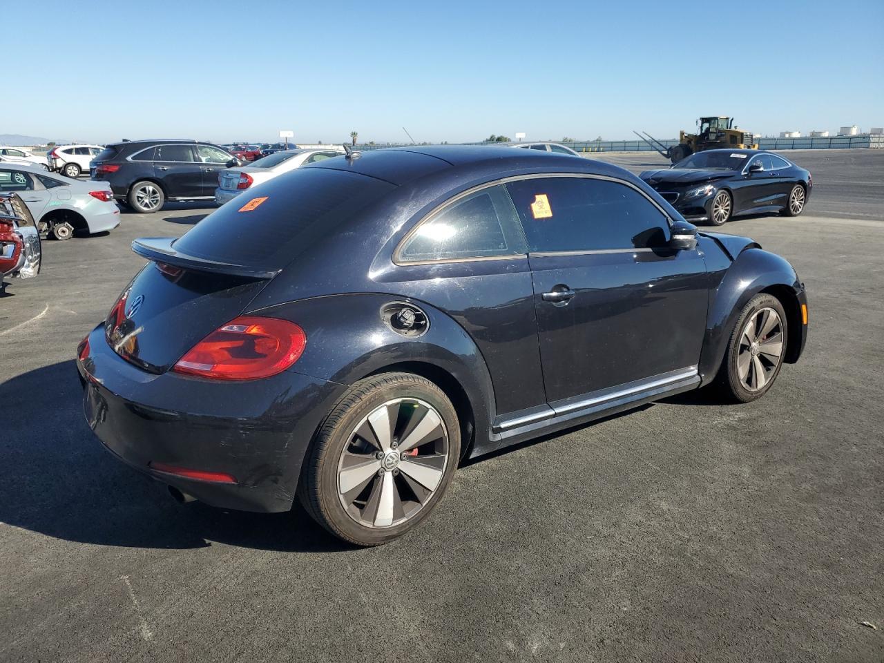 2012 VOLKSWAGEN Beetle
