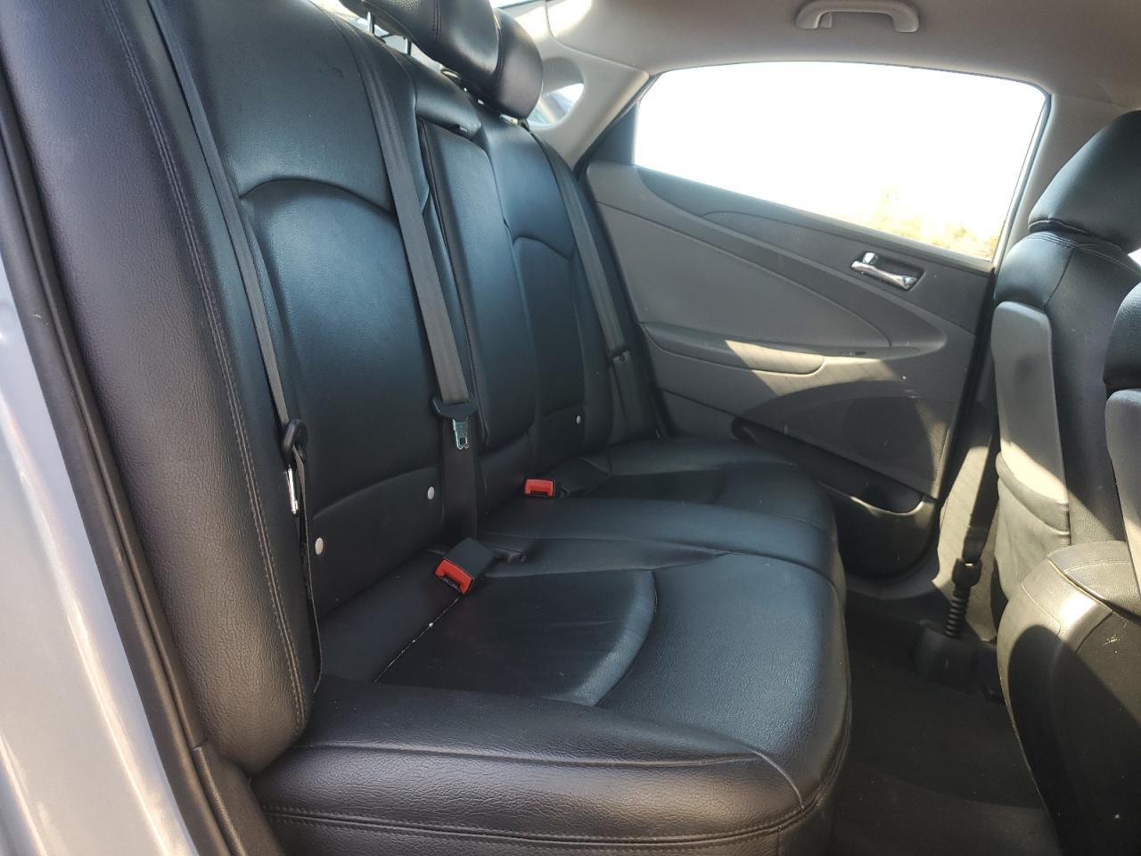 2014 HYUNDAI SONATA