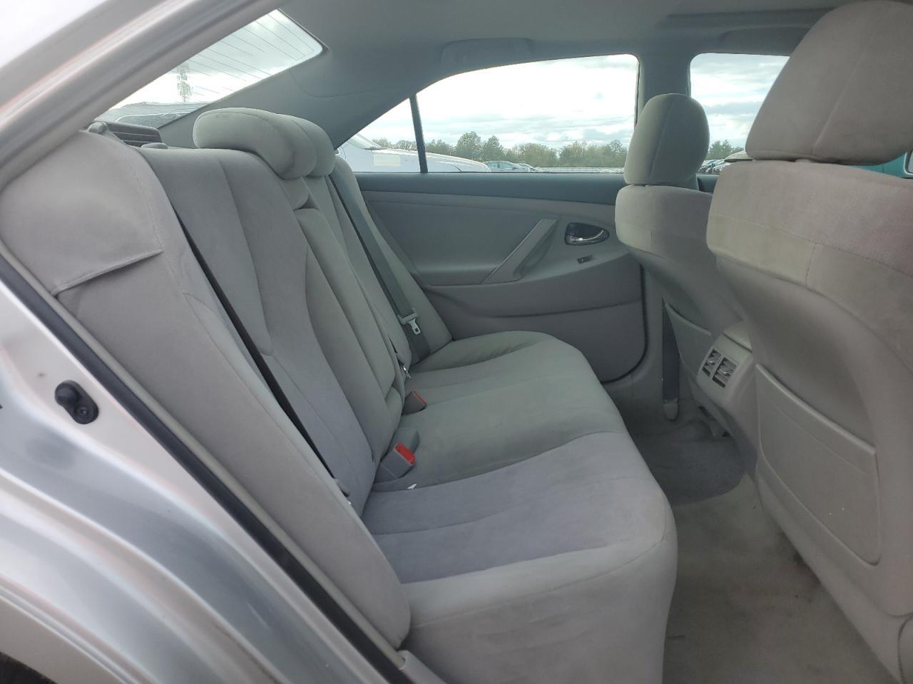 2010 TOYOTA CAMRY