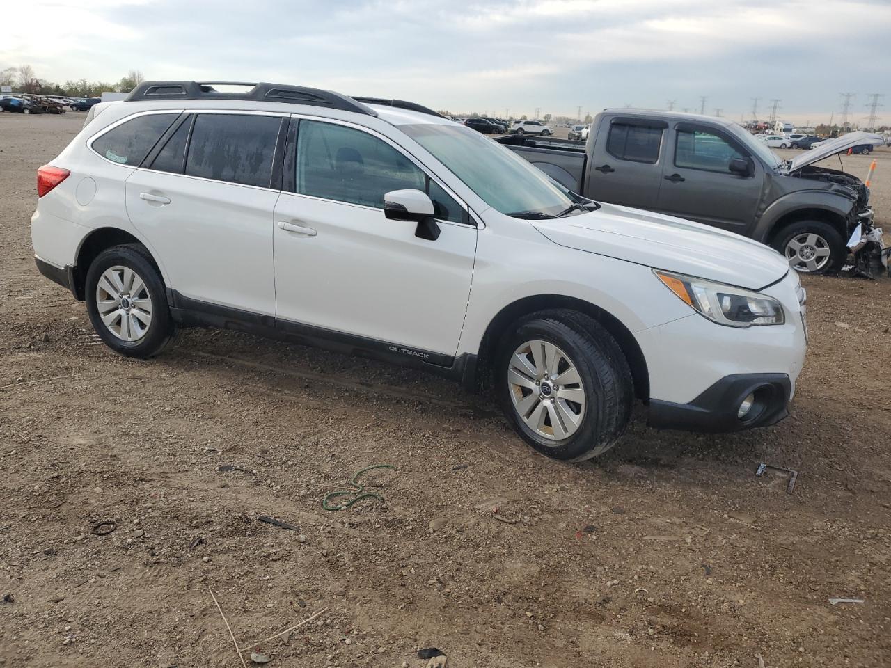 2015 SUBARU Outback