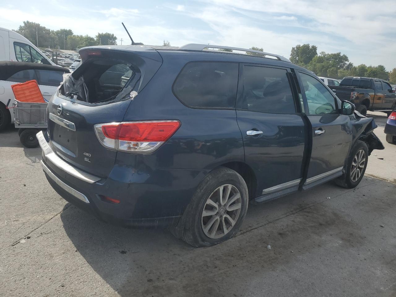 2014 NISSAN PATHFINDER