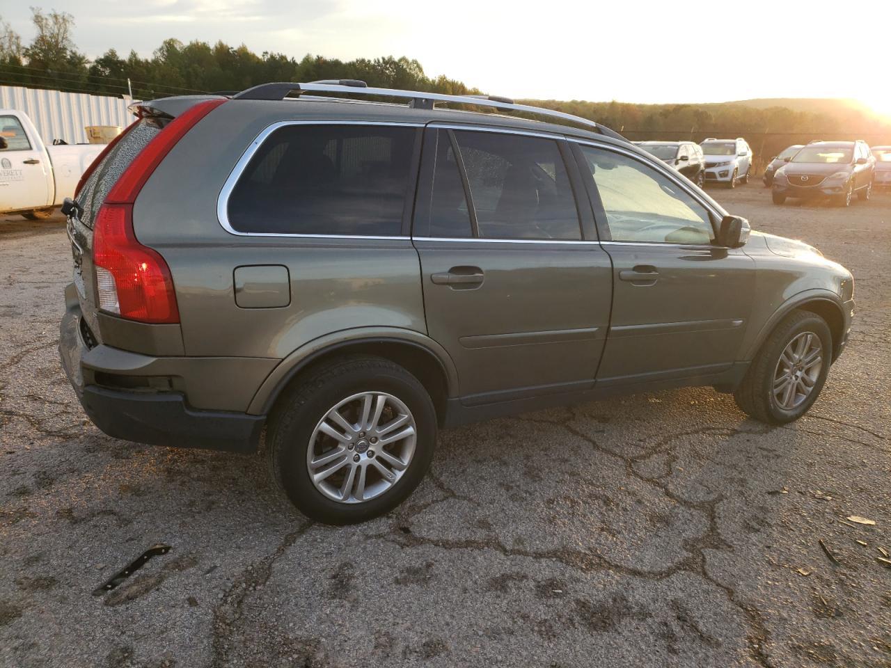 2010 VOLVO XC90