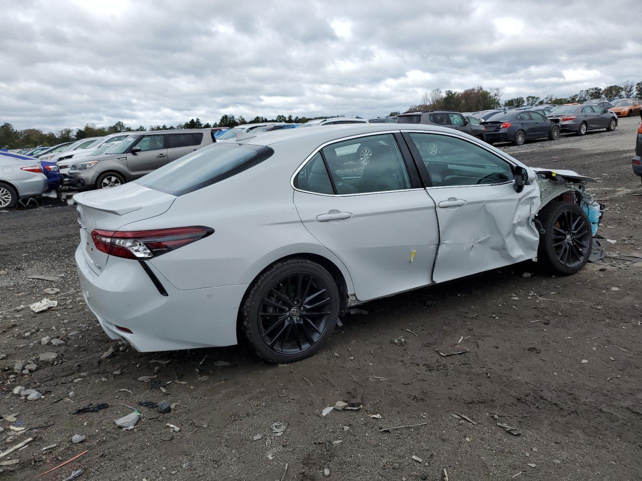 2022 TOYOTA CAMRY