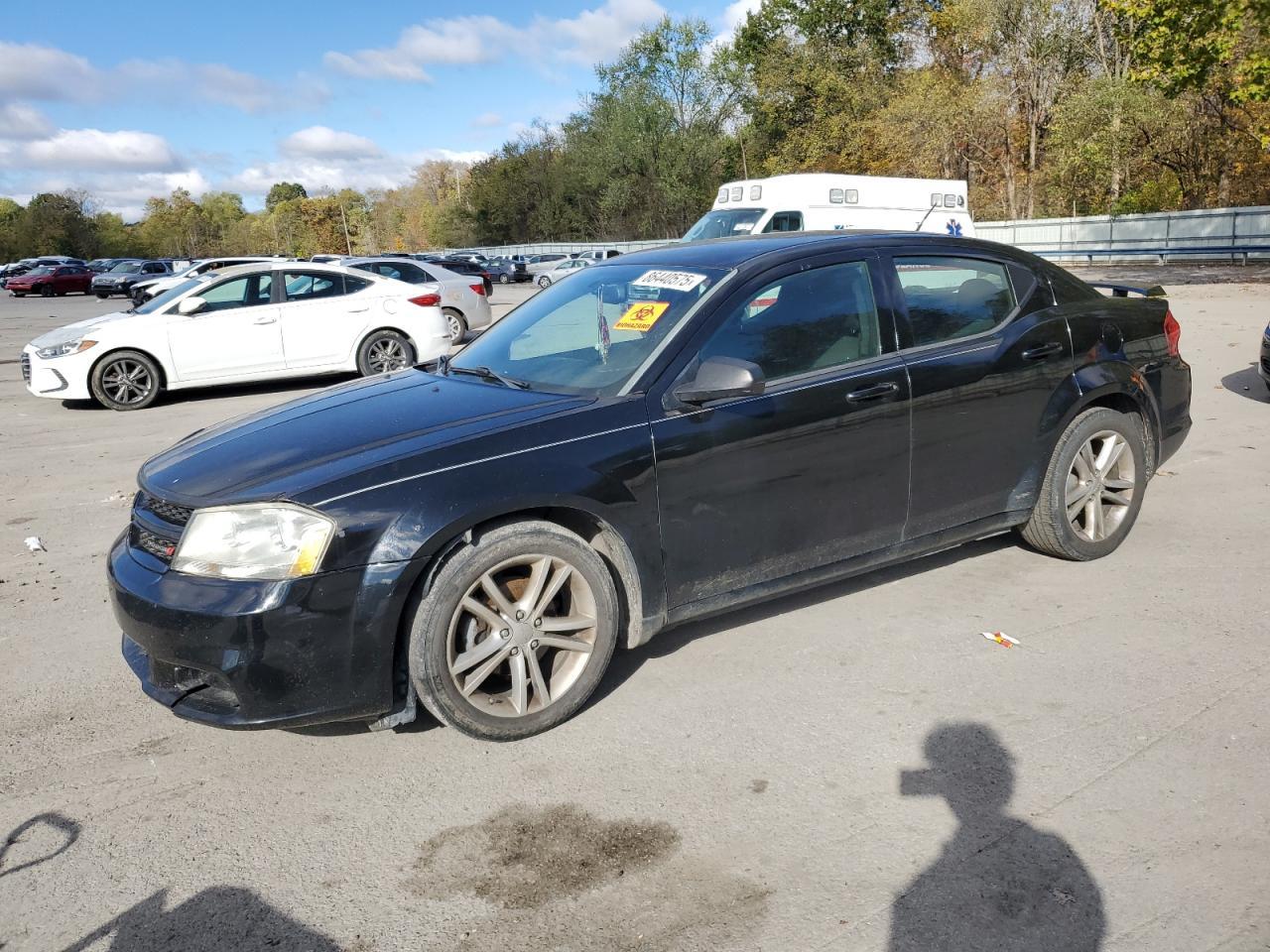 2014 DODGE Avenger