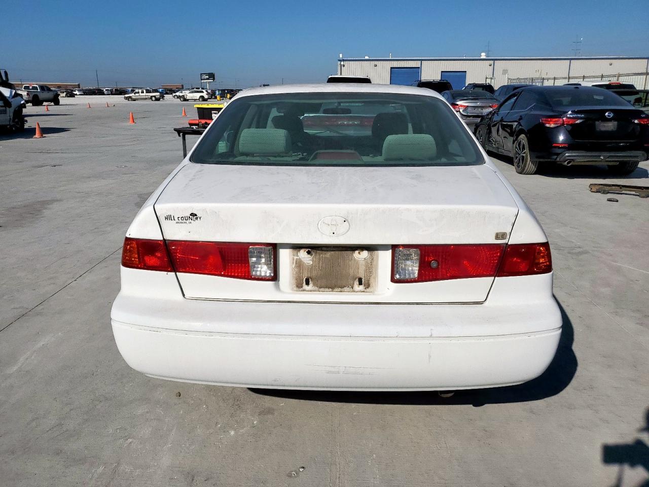 2001 TOYOTA CAMRY