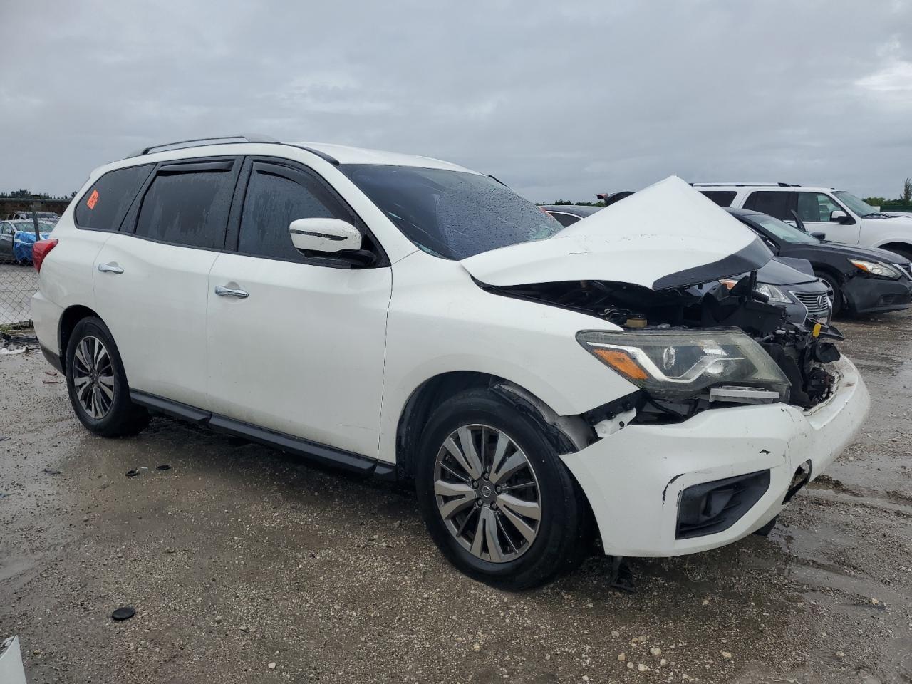 2018 NISSAN PATHFINDER