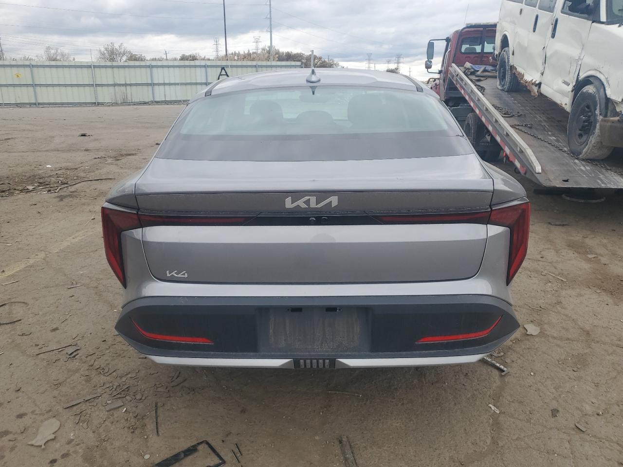 2025 KIA K4