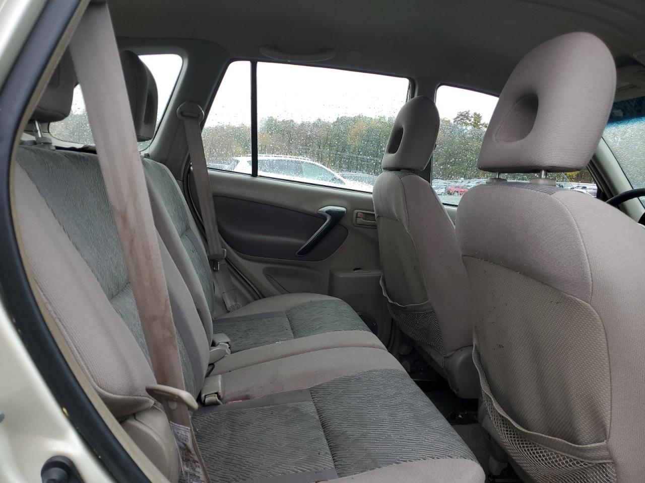 2001 TOYOTA RAV4