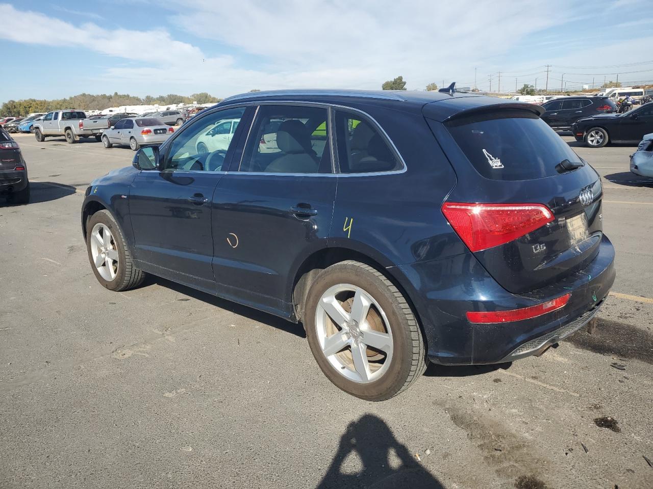 2011 AUDI Q5