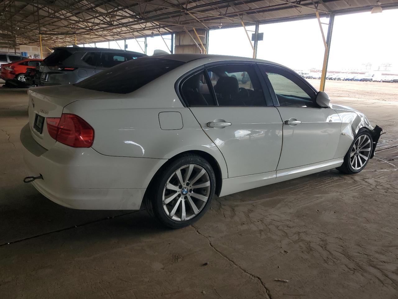 2011 BMW 3 SERIES